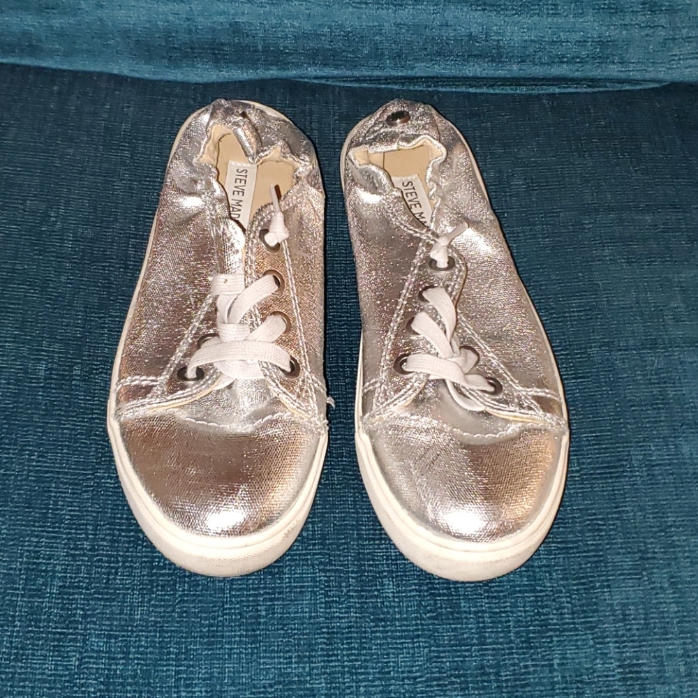 Steve Madden sneakers